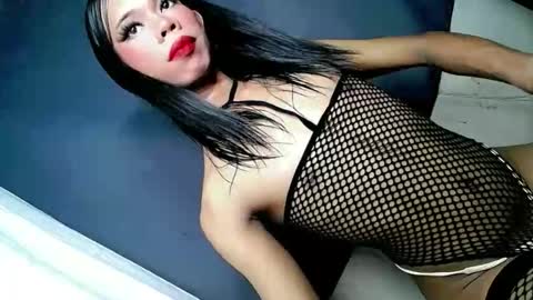Yllana Marie online show from 02-08-26, 01:53