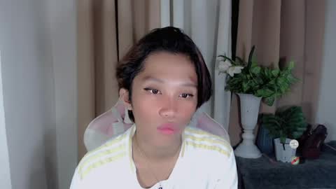 Snapshot of hot_khianna chatting on 05-17-26, 11:06 Khianna online show from 05-17-26, 11:06