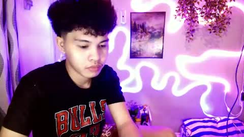 mark online show from 07-08-26, 01:54