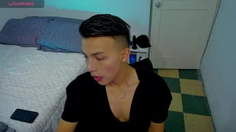 Alejandro online show from 05-19-26, 10:21