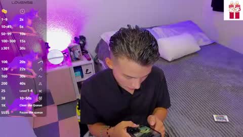 Alejandro online show from 07-26-26, 04:20