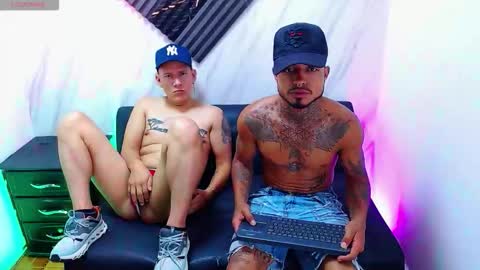 SEXY COUPLE  online show from 11-29-25, 05:32