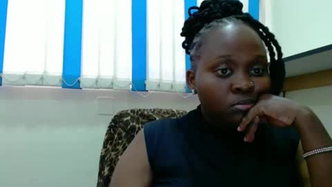 Snapshot of hot_linahh chatting on 12-03-25, 06:21 Linah online show from 12-03-25, 06:21