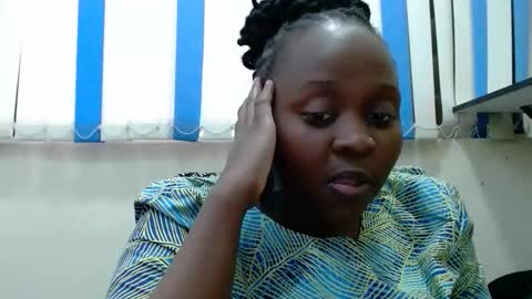 Snapshot of hot_linahh chatting on 12-19-25, 06:53 Linah online show from 12-19-25, 06:53