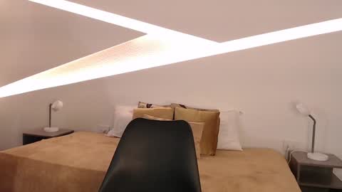 Alana online show from 01-06-25, 07:35