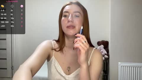 Snapshot of hot_lliinns chatting on 02-17-26, 04:46 Lina online show from 02-17-26, 04:46