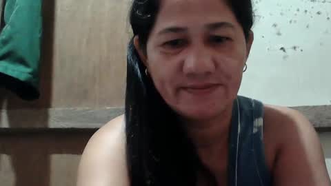 Snapshot of hot_mama09 chatting on 02-15-25, 08:54 hotmama online show from 02-15-25, 08:54