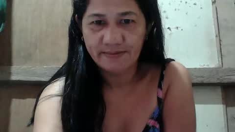 Snapshot of hot_mama09 chatting on 02-16-25, 09:05 hotmama online show from 02-16-25, 09:05