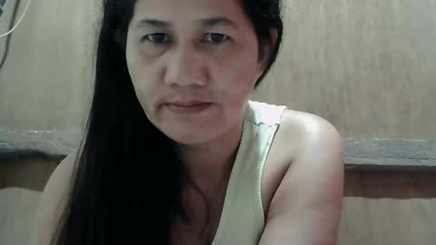 Snapshot of hot_mama09 chatting on 03-07-25, 08:00 hotmama online show from 03-07-25, 08:00