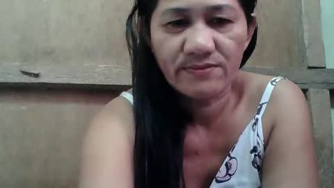 Snapshot of hot_mama09 chatting on 03-11-25, 06:21 hotmama online show from 03-11-25, 06:21