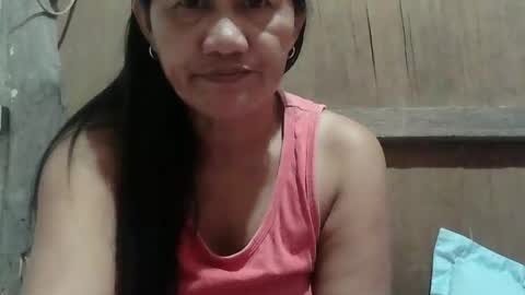 Snapshot of hot_mama09 chatting on 12-01-25, 10:20 hotmama online show from 12-01-25, 10:20