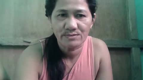Snapshot of hot_mama09 chatting on 12-02-25, 01:11 hotmama online show from 12-02-25, 01:11
