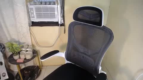 Snapshot of hot_maryxxx chatting on 03-01-25, 06:21 hot_maryxxx online show from 03-01-25, 06:21