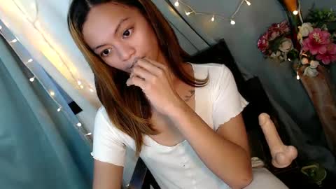 Snapshot of hot_n_spicy69 chatting on 01-17-25, 05:53 SWEET AGATHA online show from 01-17-25, 05:53