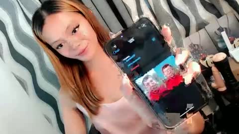 Snapshot of hot_n_spicy69 chatting on 01-20-25, 08:52 SWEET AGATHA online show from 01-20-25, 08:52