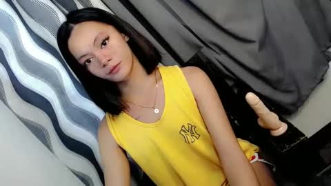 Snapshot of hot_n_spicy69 chatting on 03-12-25, 05:02 SWEET AGATHA online show from 03-12-25, 05:02