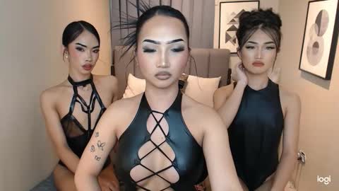 hot_nikki69 online show from 03-27-26, 08:19