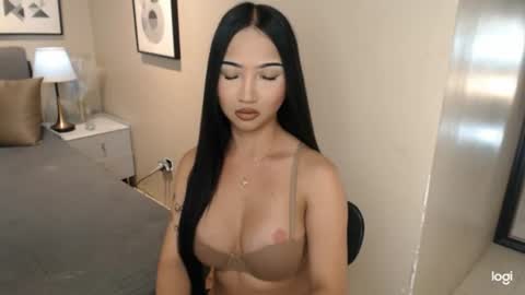 hot_nikki69 online show from 07-18-26, 07:34