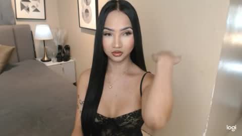 hot_nikki69 online show from 07-28-26, 08:43