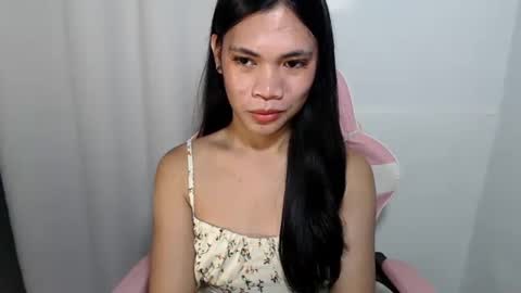 hot_pauline online show from 05-13-26, 06:00