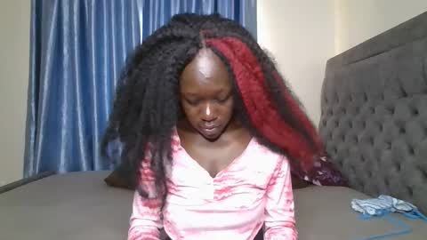 Snapshot of hot_petite1 chatting on 11-17-25, 11:27 Hot petite online show from 11-17-25, 11:27