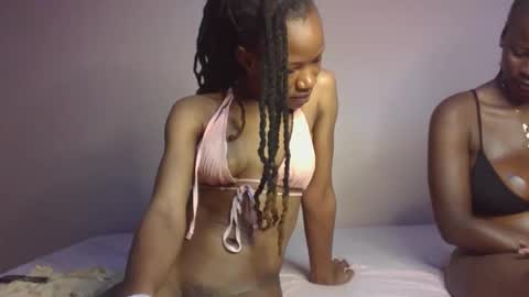 hot petite100 online show from 10-08-25, 07:39