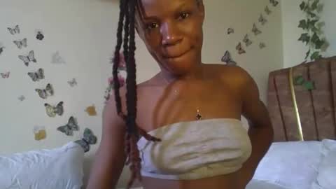 hot petite100 online show from 10-16-25, 10:16