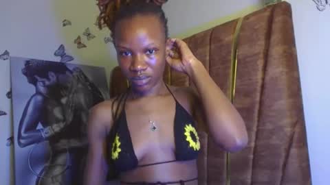 hot petite100 online show from 10-25-25, 09:53