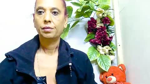 hot queen online show from 06-22-26, 04:31