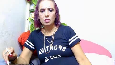hot queen online show from 07-24-26, 02:37