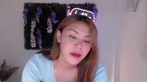 Snapshot of hot_selenaxx chatting on 03-04-25, 08:05 Selena online show from 03-04-25, 08:05