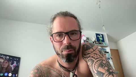 letmedoo2 online show from 12-22-24, 12:27