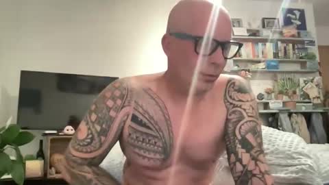 letmedoo2 online show from 04-24-26, 08:33