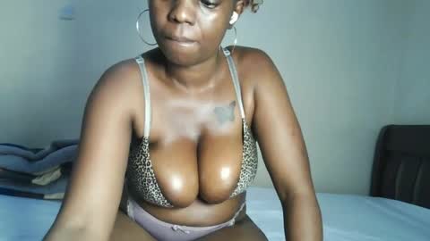 hot_sexxy_baby online show from 06-19-26, 12:53