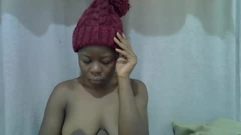 Snapshot of hot_shayla chatting on 07-25-26, 11:30 esiiii online show from 07-25-26, 11:30