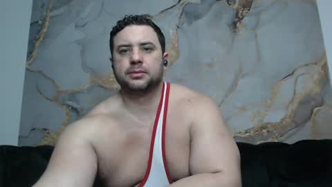 Snapshot of hot_stefano1 chatting on 01-18-25, 04:10 Stefano.. online show from 01-18-25, 04:10