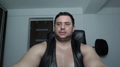 Snapshot of hot_stefano1 chatting on 11-12-25, 02:28 Stefano.. online show from 11-12-25, 02:28