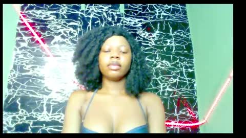 Snapshot of hot_stellaa chatting on 01-29-25, 07:36 Stella online show from 01-29-25, 07:36