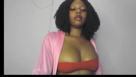 Snapshot of hot_stellaa chatting on 09-18-25, 11:07 Stella online show from 09-18-25, 11:07