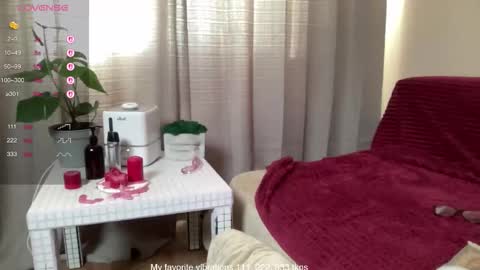 Hot Thumbelina online show from 11-16-25, 05:46