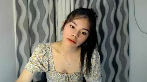 Yanna online show from 05-21-26, 06:59