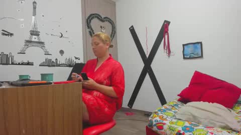 hotandfierylatinos online show from 02-12-25, 10:35