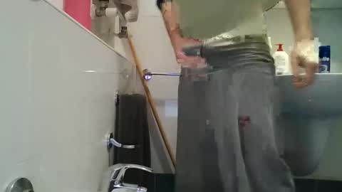 Snapshot of hotandwild2003 chatting on 02-08-26, 11:30 hotandwild2003 online show from 02-08-26, 11:30