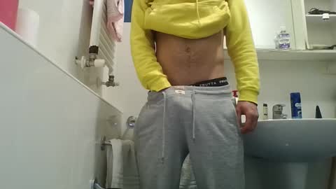 Snapshot of hotandwild2003 chatting on 02-17-26, 11:33 hotandwild2003 online show from 02-17-26, 11:33