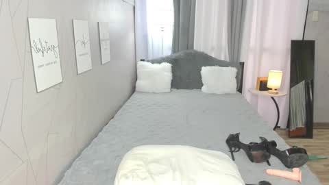 Bea online show from 02-06-25, 07:13