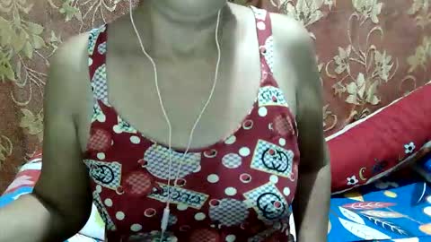 Snapshot of hotbetty_45 chatting on 03-01-26, 01:24 hotbetty_45 online show from 03-01-26, 01:24