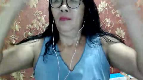 Snapshot of hotbetty_45 chatting on 03-09-26, 08:51 hotbetty_45 online show from 03-09-26, 08:51