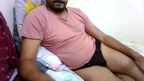 Snapshot of hotboy8677 chatting on 02-05-26, 01:05 Hotboy8677 online show from 02-05-26, 01:05