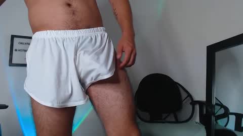 Snapshot of hotboyneon490 chatting on 01-11-25, 04:25 Alex Neon online show from 01-11-25, 04:25