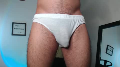 Snapshot of hotboyneon490 chatting on 09-24-25, 03:15 Alex Neon online show from 09-24-25, 03:15